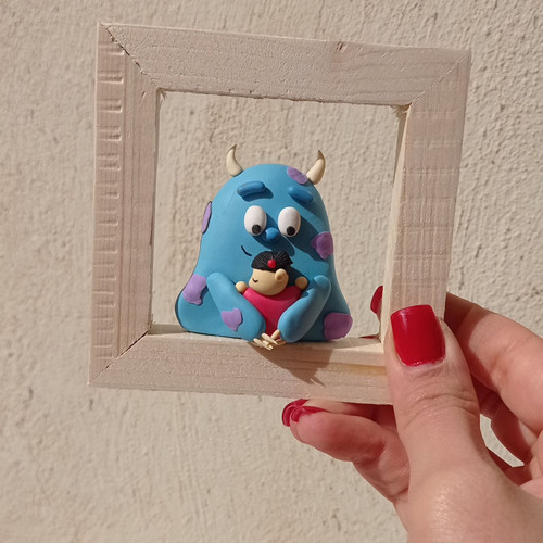 قاب مجسمه دست ساز سالیوان