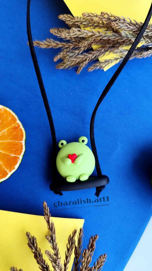 آویز ماشین قورقوری دست ساز خمیری